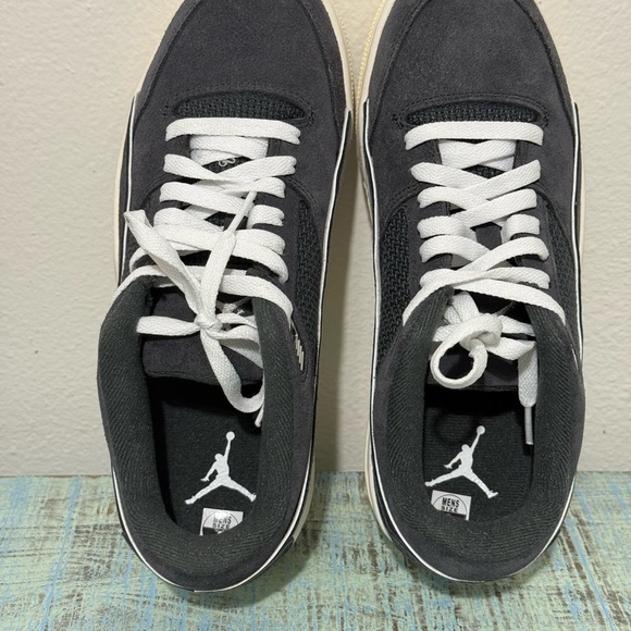 Jordan Flight Court-Anthracite Sail Varsity Red/White Men's Sz 8 HF3255-002 - Picture 5 of 8